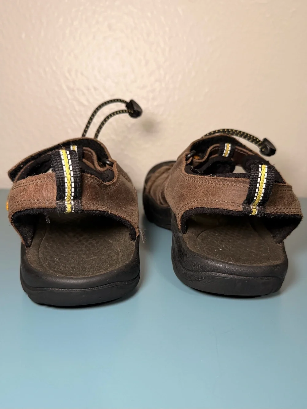 KEEN Newport H2 Closed Toe Sandals - Size 2